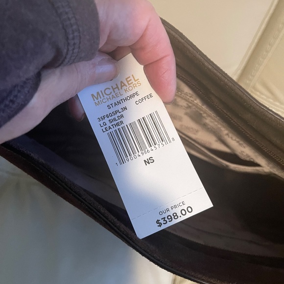 Michael Kors Stanthorpe Shoulder Bag - Picture 7 of 7